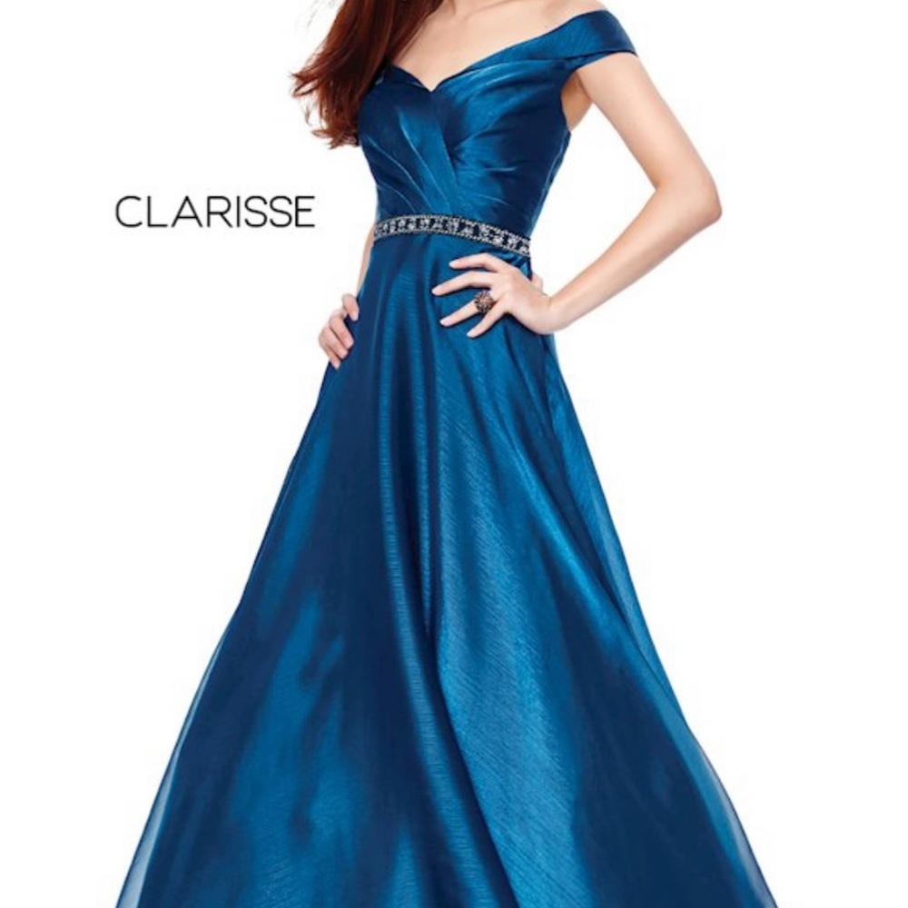Clarisse Shimmering Blue Gown Size 8